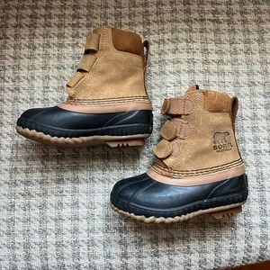 •SOREL• Cheyanne ll Strap Boot 🥾 LIKE NEW!!!
